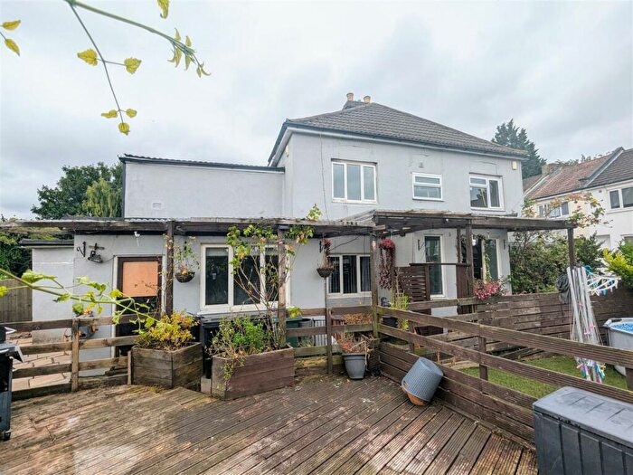 4 Bedroom End Of Terrace House To Rent In Hartington Street, Chatham, ME4