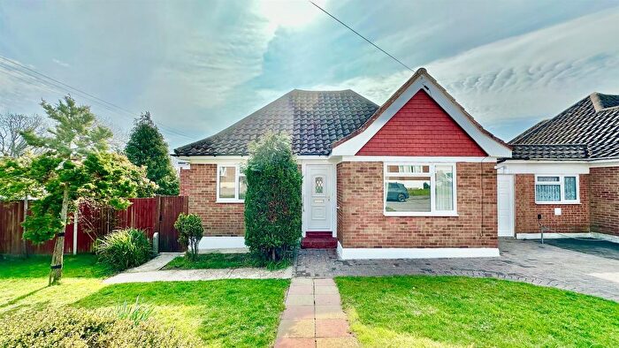 3 Bedroom Detached Bungalow For Sale In Willowbed Walk, Hastings, TN34