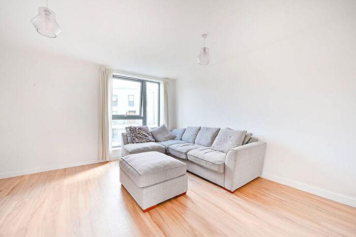 2 Bedroom Flat For Sale In Ashmead House, Ealing, London, W13