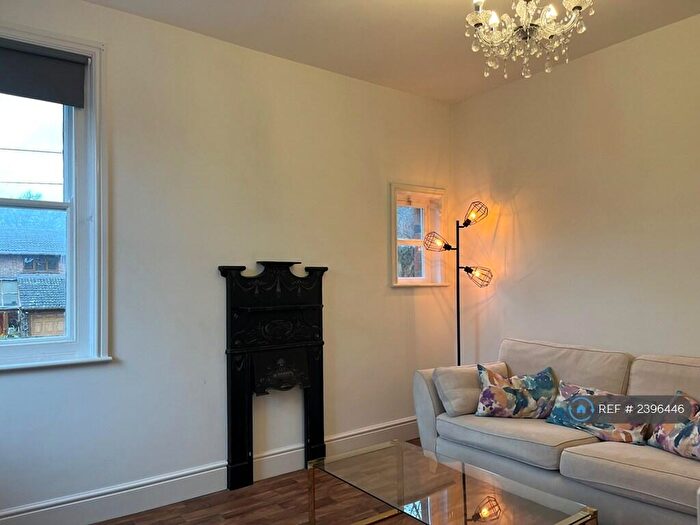 1 Bedroom Flat To Rent In Elberton House, Sherwood, Nottingham, NG5