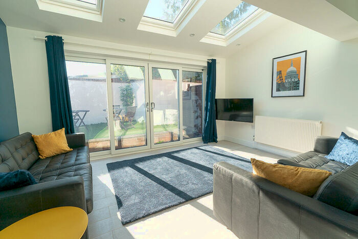 8 Bedroom Terraced House To Rent In Spear Road, Portswood, Southampton, SO14