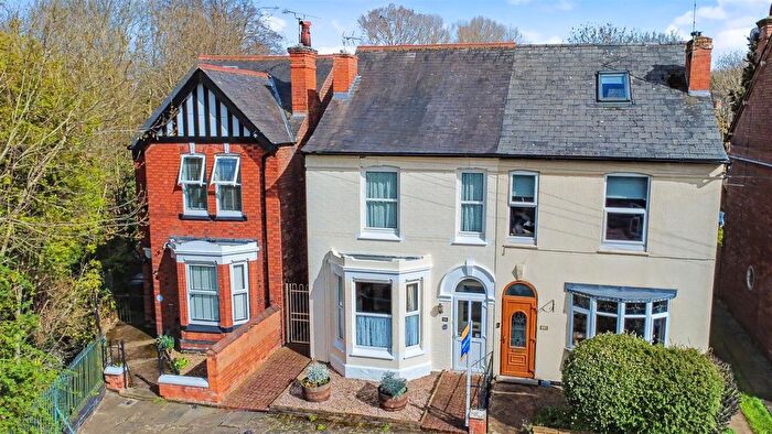 3 Bedroom Semi-Detached House For Sale In Carrfield Avenue, Long Eaton, NG10