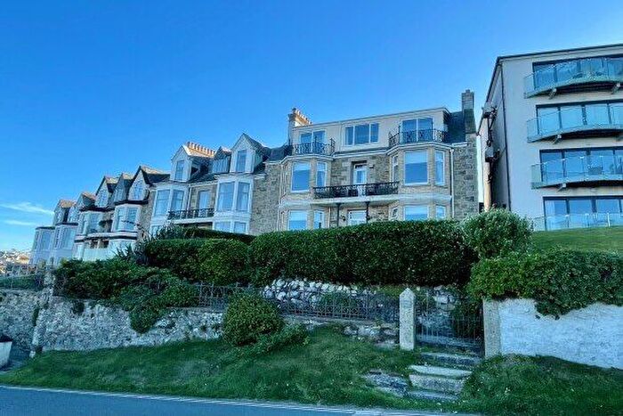 2 Bedroom Flat To Rent In Cliff Road, Perranporth, TR6