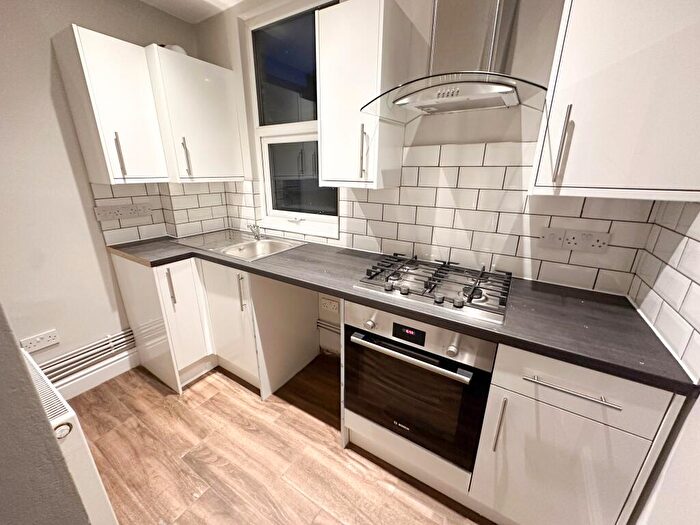 1 Bedroom Flat To Rent In Westgate Road, L15