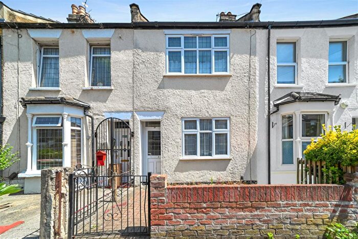 4 Bedroom Terraced House For Sale In Ridley Road, London, E7
