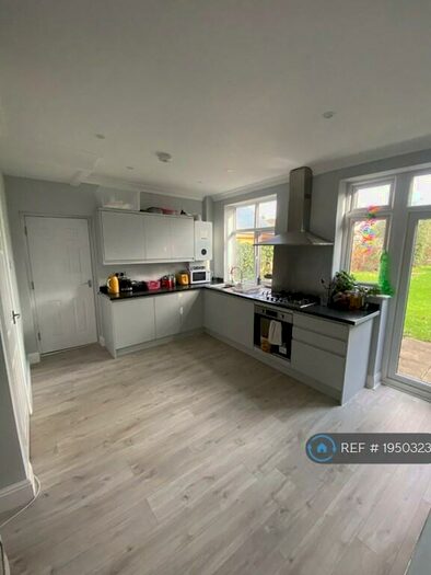 5 Bedroom Semi-Detached House To Rent In Rydes Hill Road, Guildford, GU2