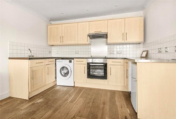 1 Bedroom Apartment To Rent In Victoria Road, Old Town, Swindon, Wiltshire, SN1
