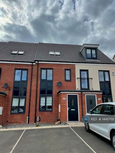 3 Bedroom Terraced House To Rent In Elmwood Park Gardens, Newcastle Upon Tyne, NE13