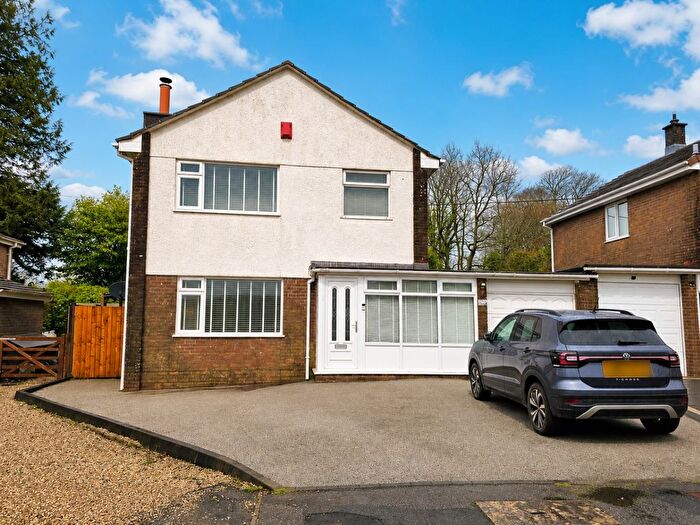 3 Bedroom Detached House For Sale In Barons Road, Yelverton, PL20