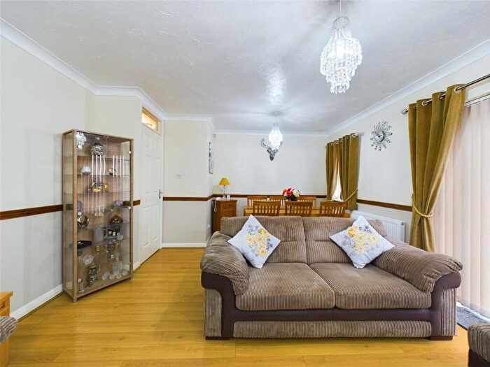 2 Bedroom Bungalow For Sale In Upper Barn Close, Heanor, Derbyshire, DE75