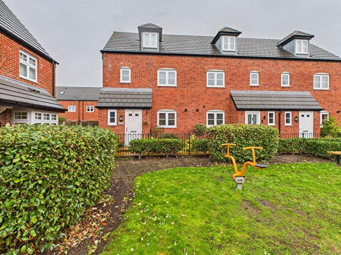 3 Bedroom Town House For Sale In Green Howards Road, Chester, CH3