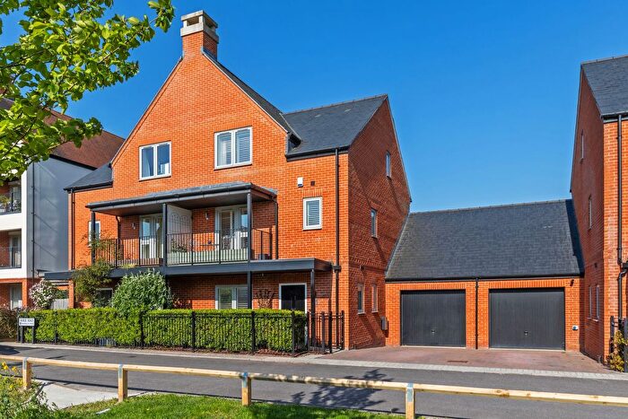 4 Bedroom Semi-detached House For Sale In Morse Road, Winchester, SO22