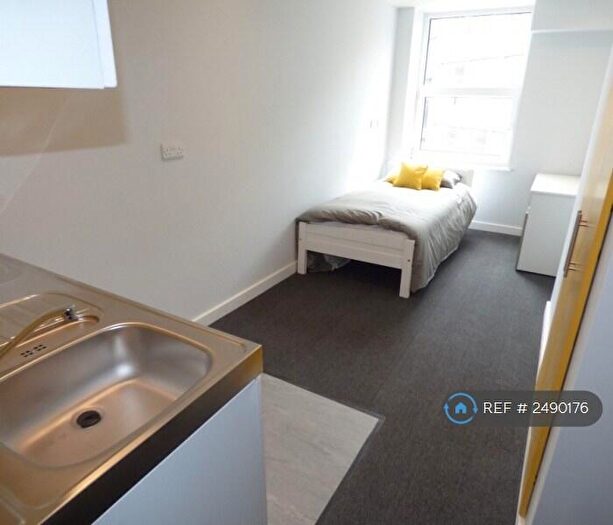 Studio To Rent In Upper George Street, Luton, LU1