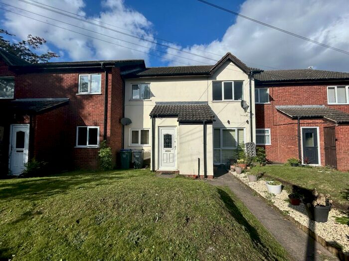 2 Bedroom Flat To Rent In Tame Road, Oldbury, B68