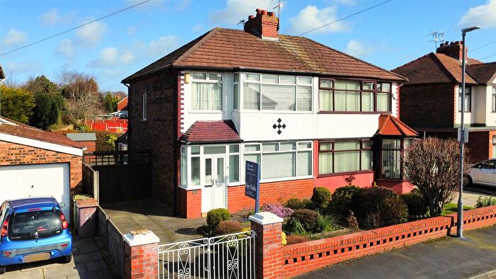 3 Bedroom Semi-Detached House For Sale In Queens Drive, Windle, St Helens, WA10