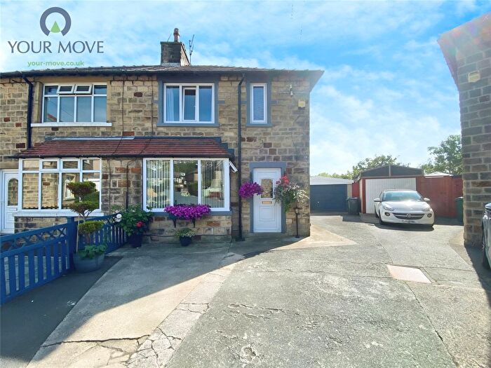 3 Bedroom Semi-Detached House For Sale In Rosewood Avenue, Riddlesden, Keighley, West Yorkshire, BD20