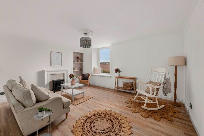 2 Bedroom Flat For Sale In Westhall Terrace, Duntrune, Dundee, DD4