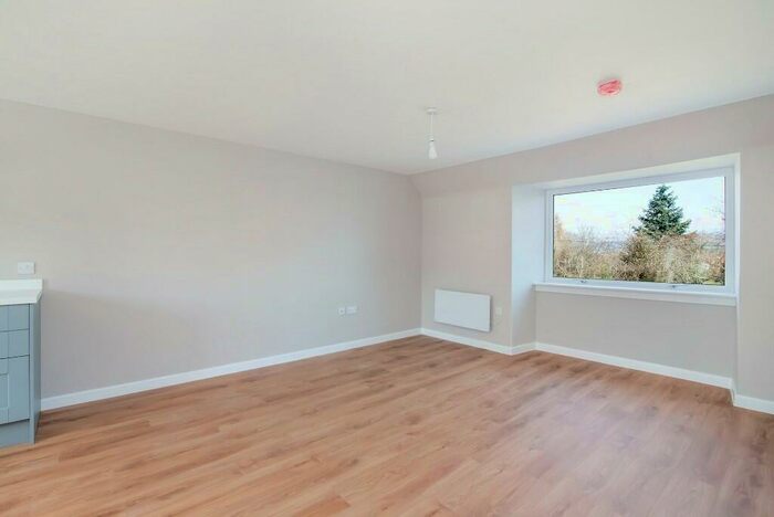 3 Bedroom Apartment For Sale In Willoughby Street, Muthill, PH5