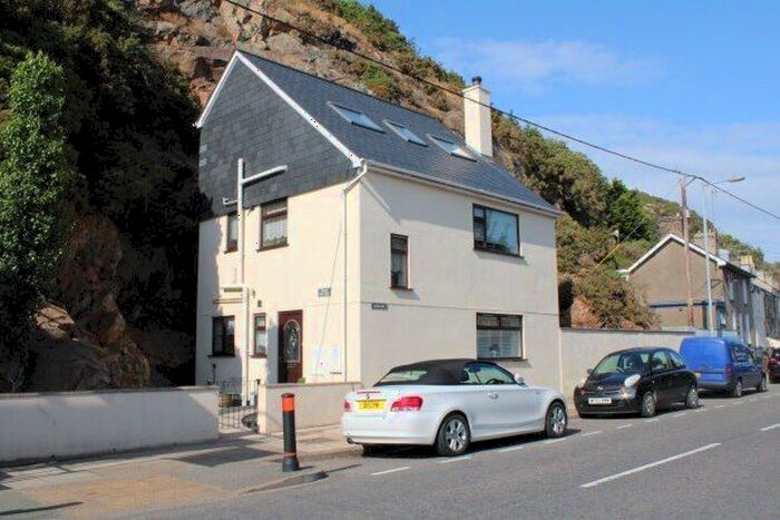 4 Bedroom Property To Rent In Abererch, Pwllheli, LL53