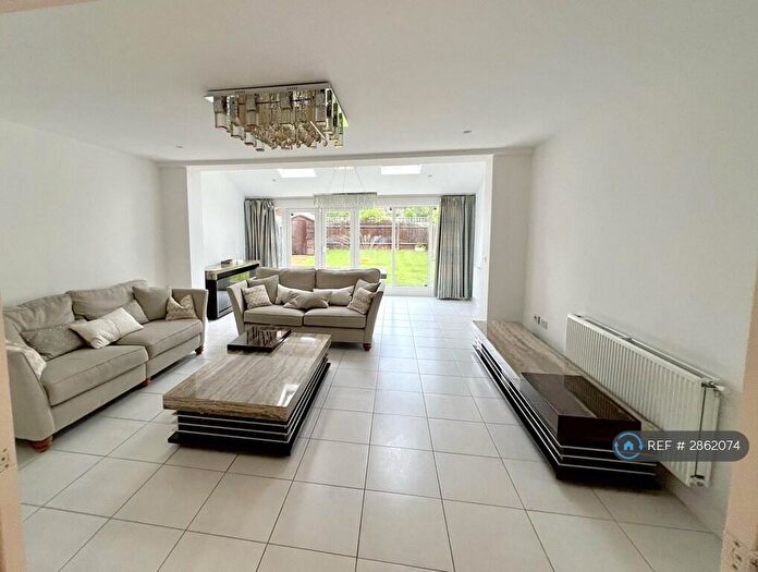 4 Bedroom Semi-Detached House To Rent In David Wildman Lane, London, NW7