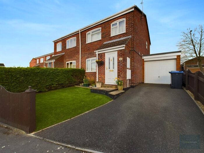 3 Bedroom Semi-Detached House For Sale In Barnes Wallis Close, Bowerhill, SN12
