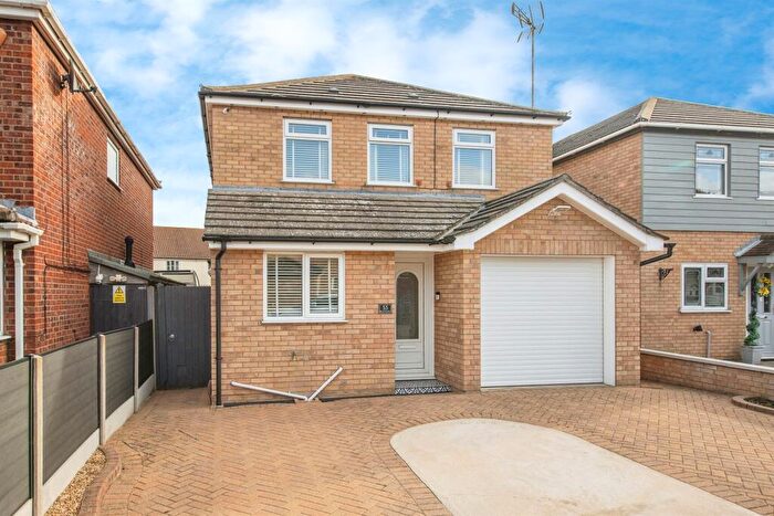 4 Bedroom Detached House For Sale In Broad Oaks Park, Colchester, CO4