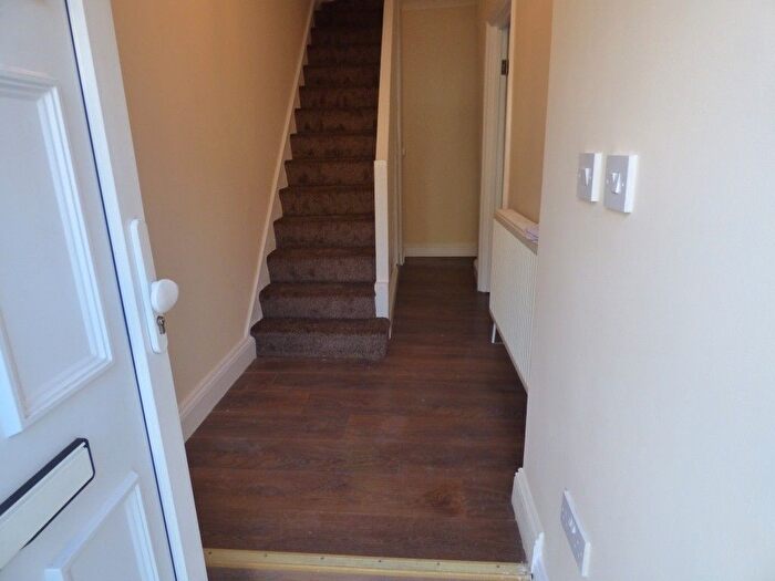 3 Bedroom End Terrace House To Rent In Leigh Road, London, E6