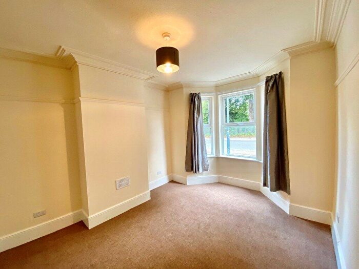 2 Bedroom Property To Rent In Kedleston Road, Derbyshire, Derby, DE22