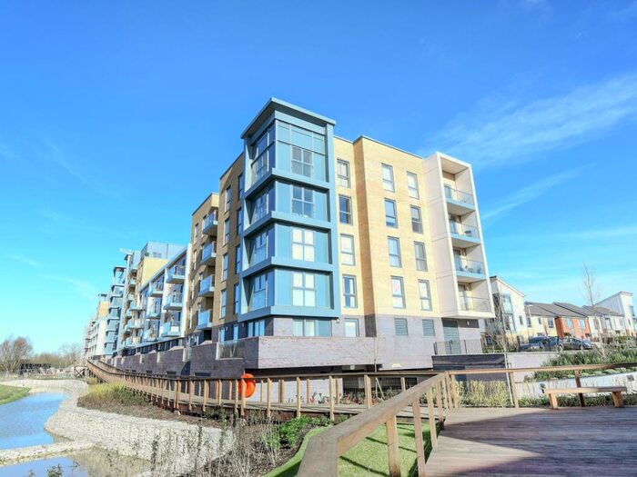2 Bedroom Apartment To Rent In Cygnet House, Drake Way, Reading, RG2