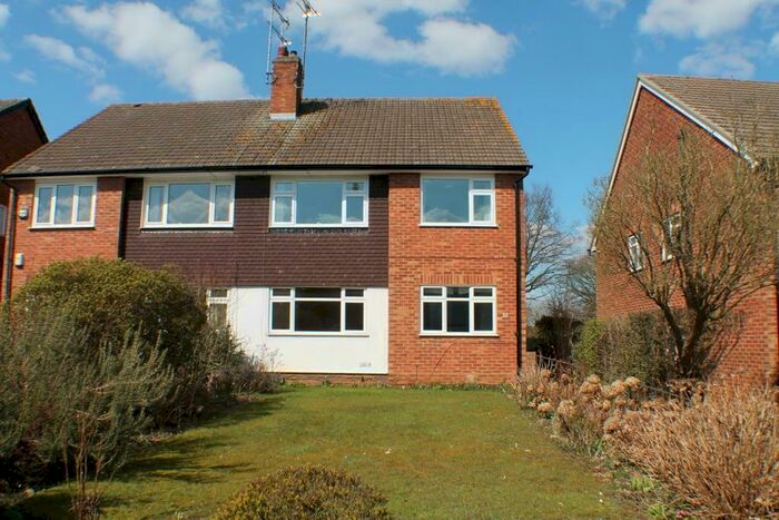 2 Bedroom Flat To Rent In Riverford Close, Harpenden, AL5