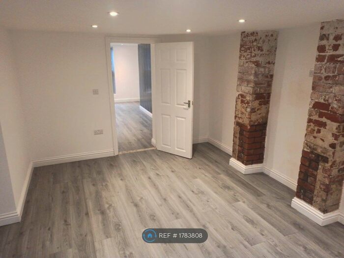 1 Bedroom Flat To Rent In Hardy Street, Leeds, LS11