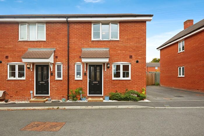 2 Bedroom Semi-detached House For Sale In Woodlanders Road, Stalbridge, Sturminster Newton, DT10