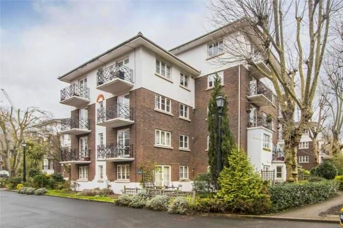 1 Bedroom Flat To Rent In Brompton Park Crescent, London, SW6