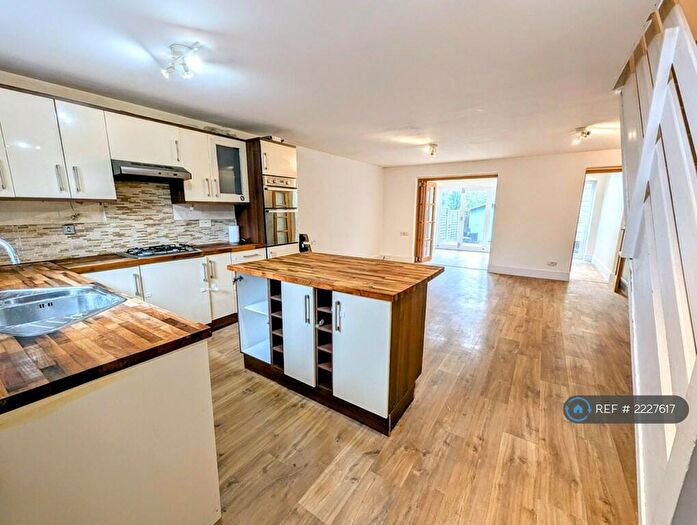 3 Bedroom End Of Terrace House To Rent In Temple Fields, Hertford, SG14