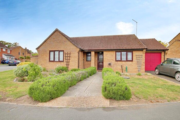 3 Bedroom Detached Bungalow For Sale In Wesley Drive, Chatteris, PE16