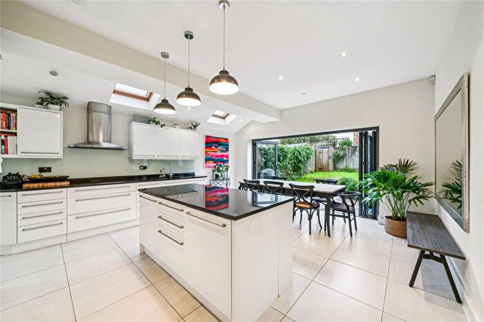 5 Bedroom Terraced House For Sale In Wontner Road, SW17
