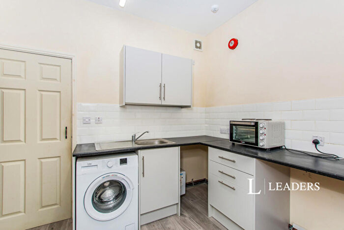 Studio To Rent In Grosvenor Road, PE25