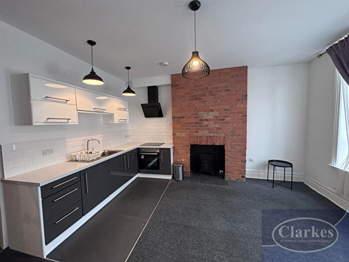 2 Bedroom Flat To Rent In Christchurch Road, Bournemouth, BH1
