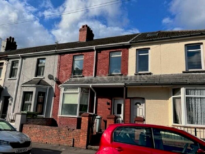 2 Bedroom Semi-Detached House To Rent In Woodward Road, Cross Keys, Newport., NP11