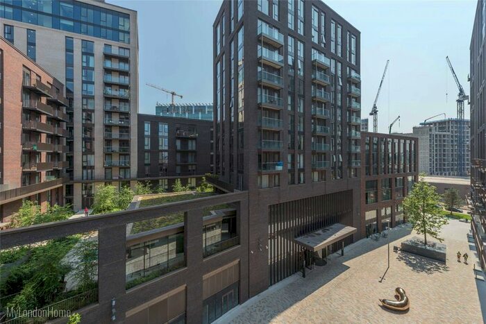 1 Bedroom Flat To Rent In Capital Building, Embassy Gardens, Nine Elms, SW11