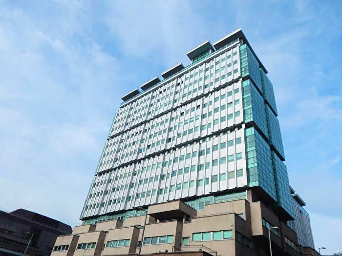 2 Bedroom Flat To Rent In The Pinnacle, Bothwell Street, Glasgow, G2