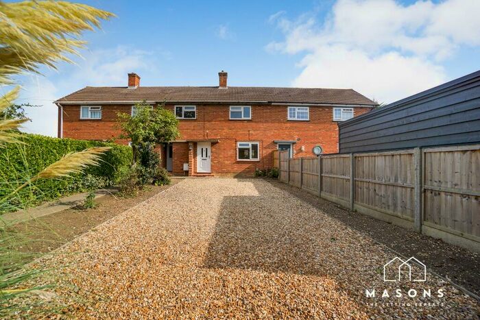 3 Bedroom Terraced House To Rent In Danescroft, Letchworth, SG6