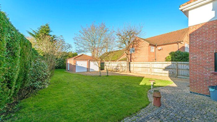 4 Bedroom Detached House For Sale In New Road, Sutton Bridge, Spalding, Cambs, PE12