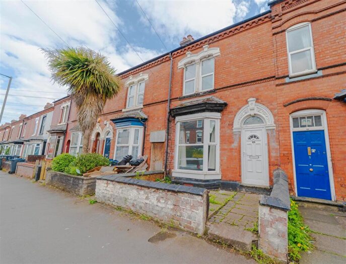 3 Bedroom Terraced House For Sale In Addison Road, Kings Heath, Birmingham, B14