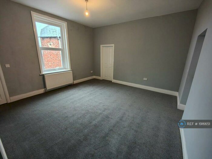 1 Bedroom Flat To Rent In Laygate, South Shields, NE33
