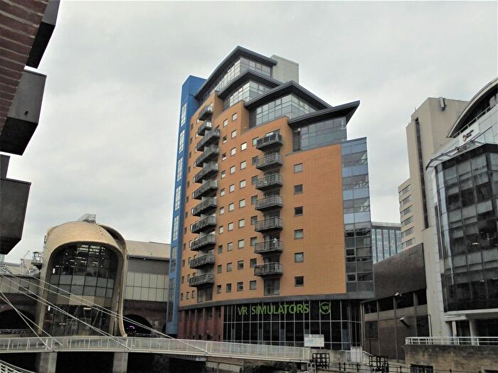 2 Bedroom Flat To Rent In Blue, Little Neville Street, Leeds, LS1