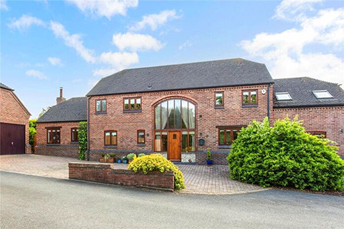 4 Bedroom Detached House For Sale In Brook Farm Court, Hoton, Loughborough, Leicestershire, LE12