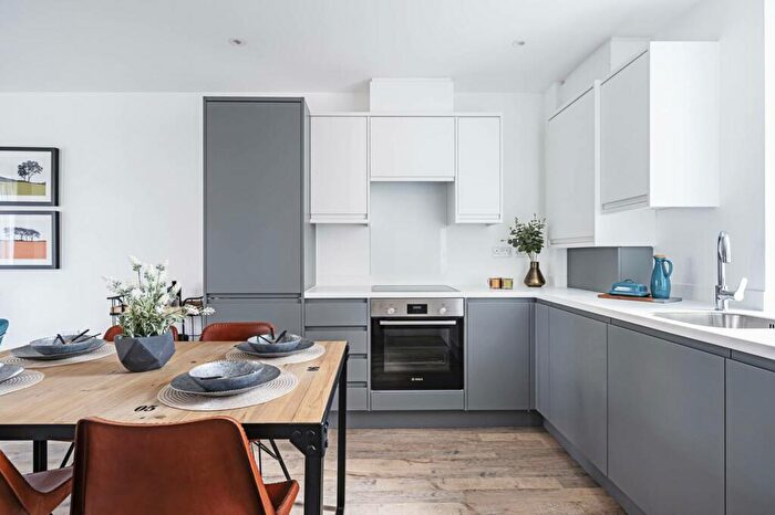 1 Bedroom Flat To Rent In Kempton Mews, East Ham, London, E6