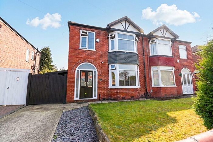 3 Bedroom Semi-Detached House For Sale In Peel Green Road, Eccles, M30