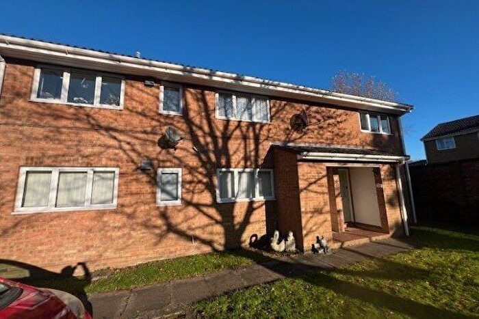 1 Bedroom Maisonette To Rent In Ferrier Close, Gillingham, ME8